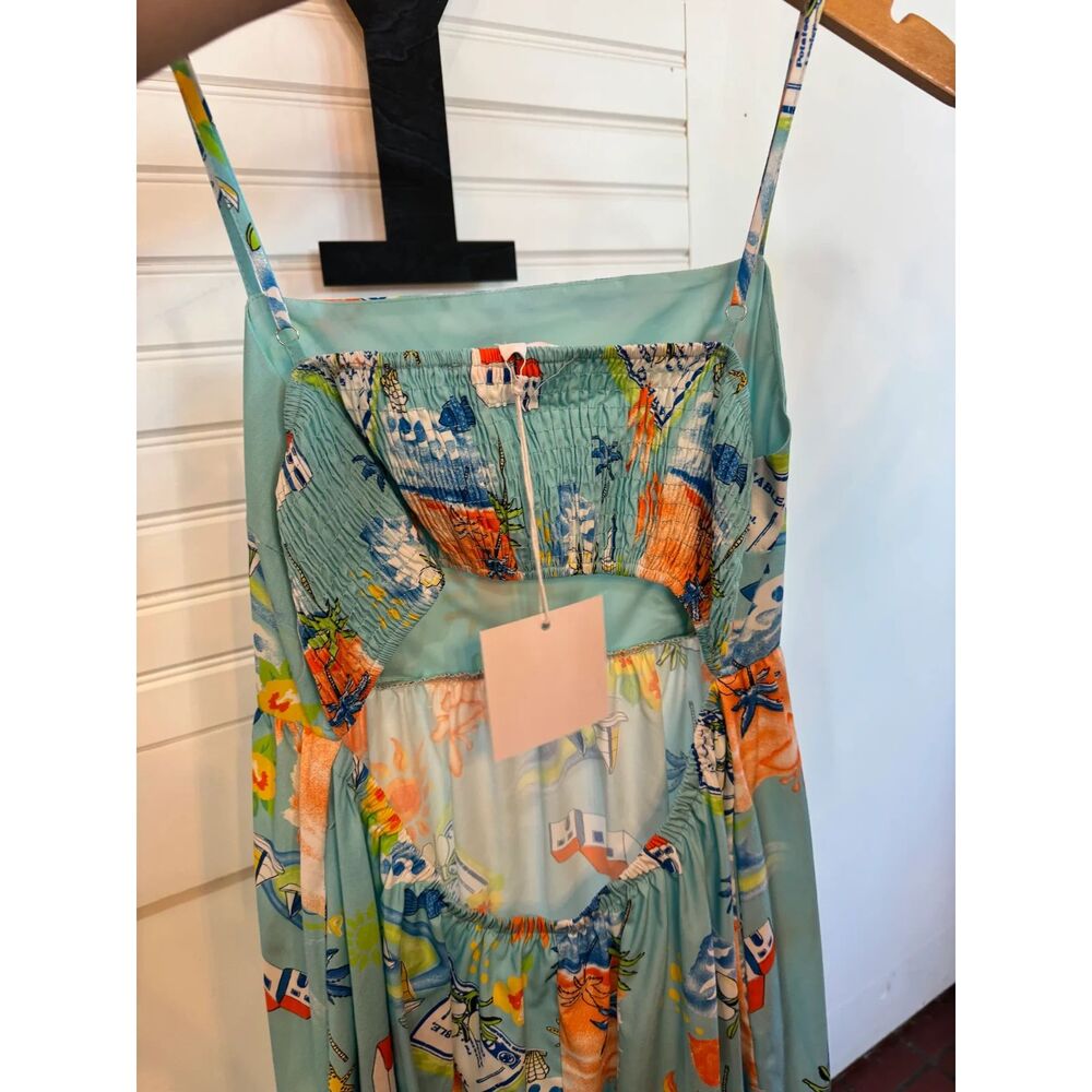 Islander Dress - Picture 2 of 3